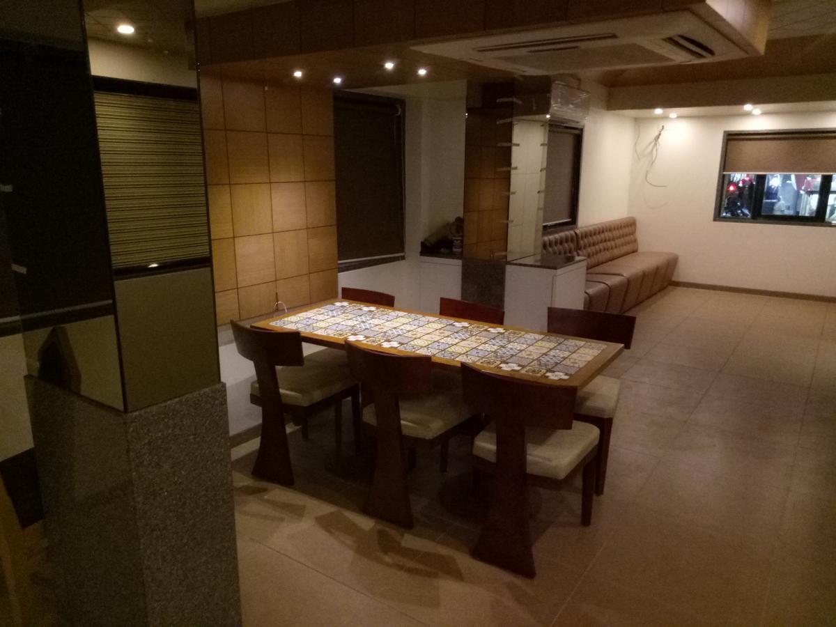Hotel Umesh ดามัน ภายนอก รูปภาพ