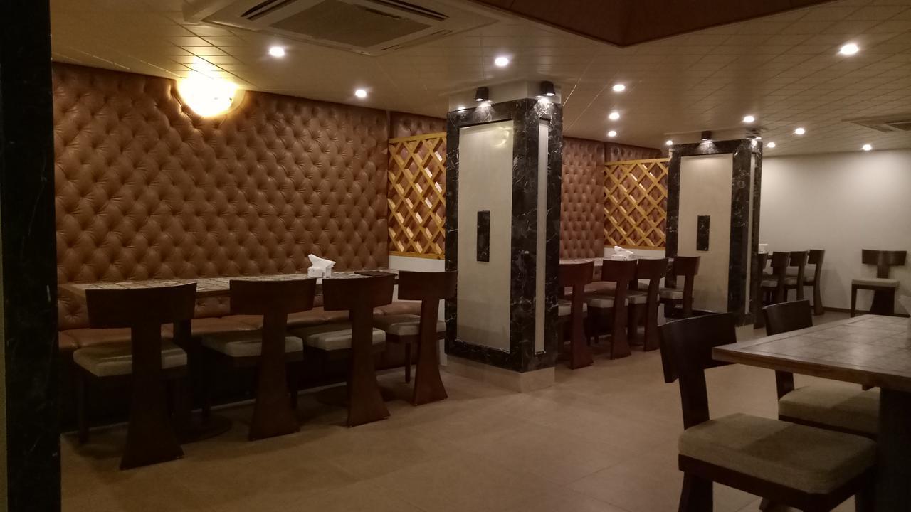 Hotel Umesh ดามัน ภายนอก รูปภาพ